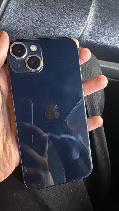 Apple iPhone 13