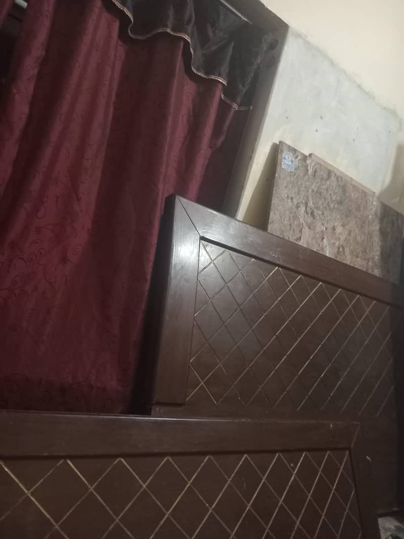 double bed 0