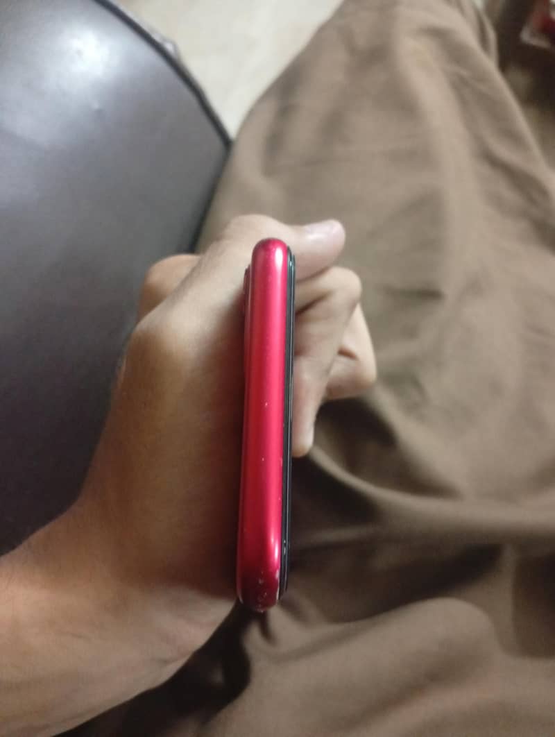 Apple iPhone 11 3