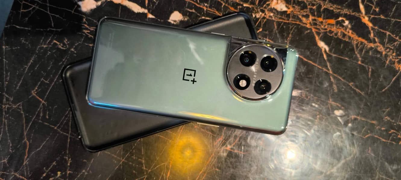 One Plus 11 0