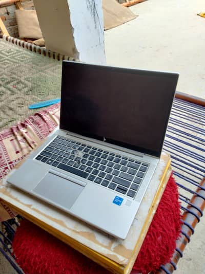 HP 840 G8 11Gen 16 512