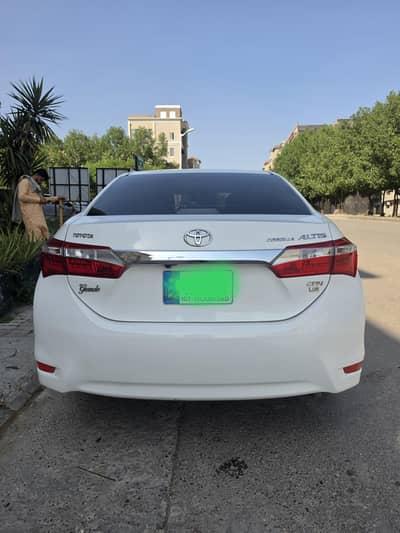 Toyota Altis Grande 2017 excellent condition for urgent sale