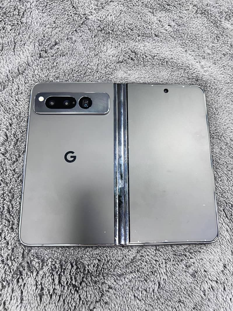Google Pixel Fold 2