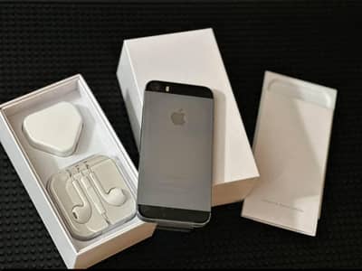 Apple iPhone 5s 128GB full box urgent for