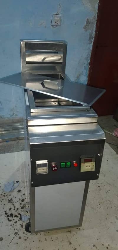 singal . 16 Lt. . fryer