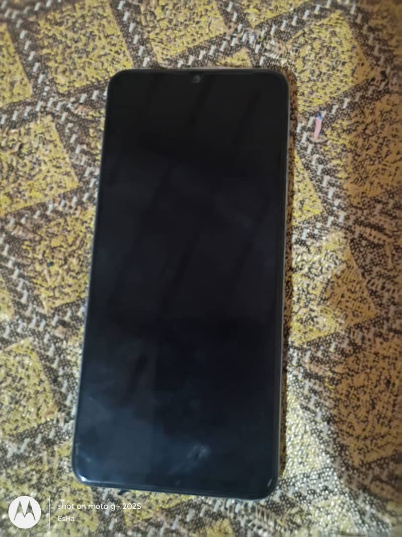 Realme Note 60 4
