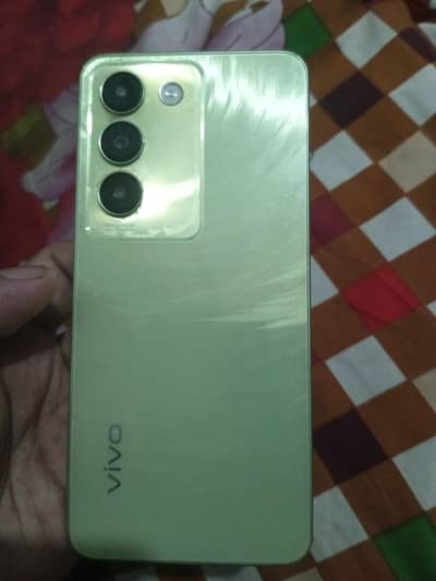 Vivo Y100