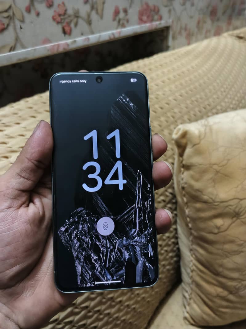 Google Pixel 8 1
