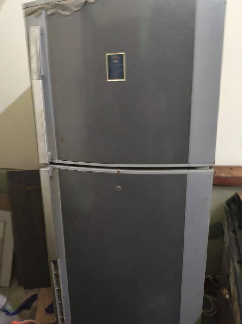 Dawlance fridge 0