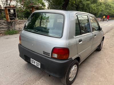 Daihatsu Cuore 2003