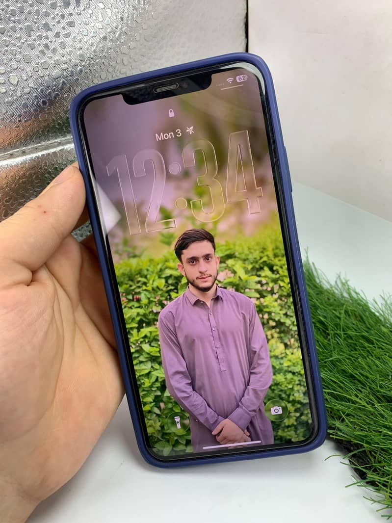 iPhone 11 pro max 3