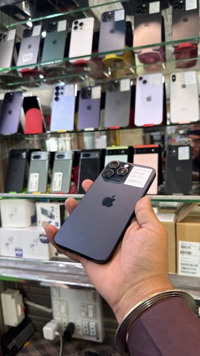 Apple iPhone 15 Pro Max