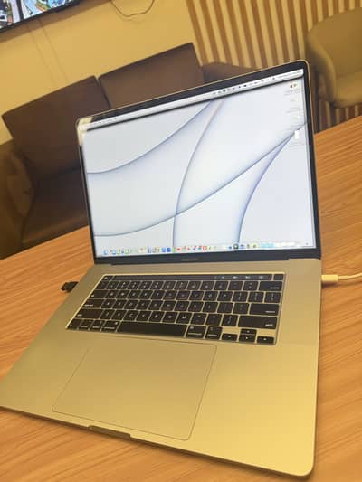 MacBook Pro 2019 i9 64gb Ram