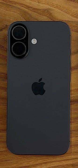 Apple iPhone 17 2