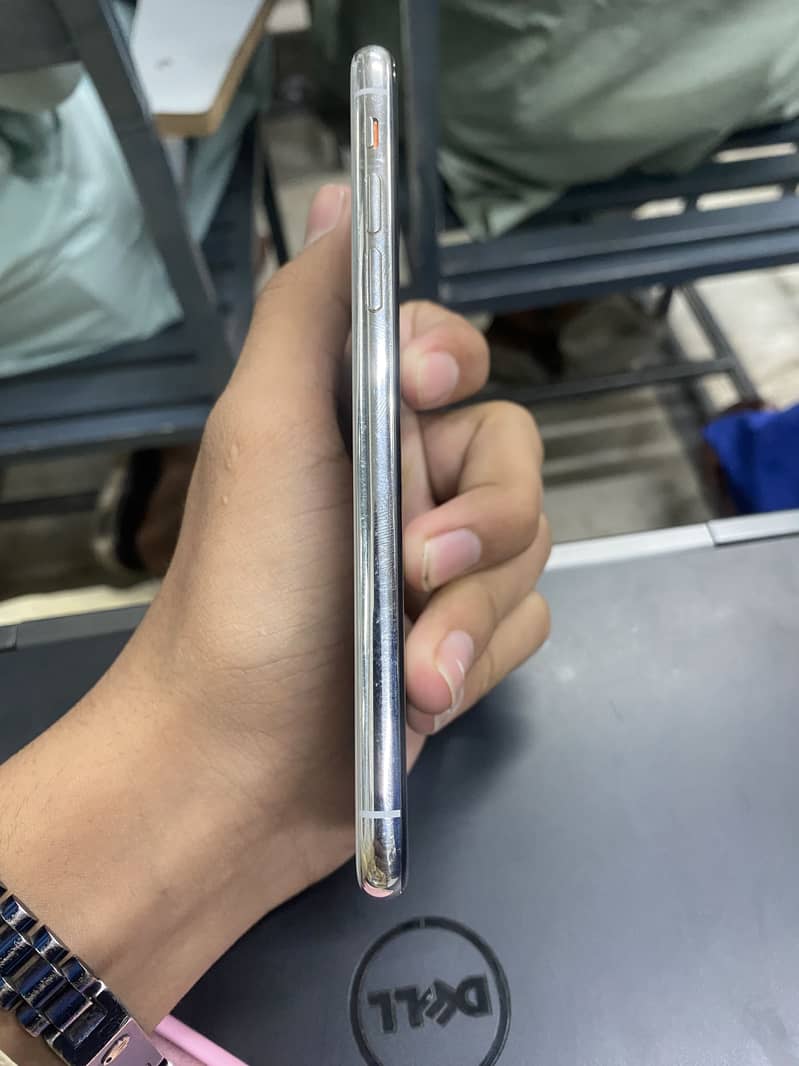 Apple iPhone X 1