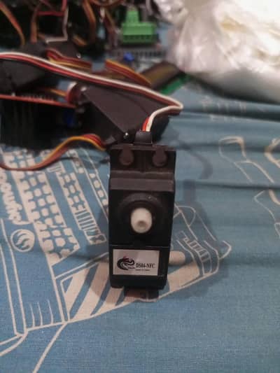 DS04-NFC 360° Continuous Rotation Servo Motor