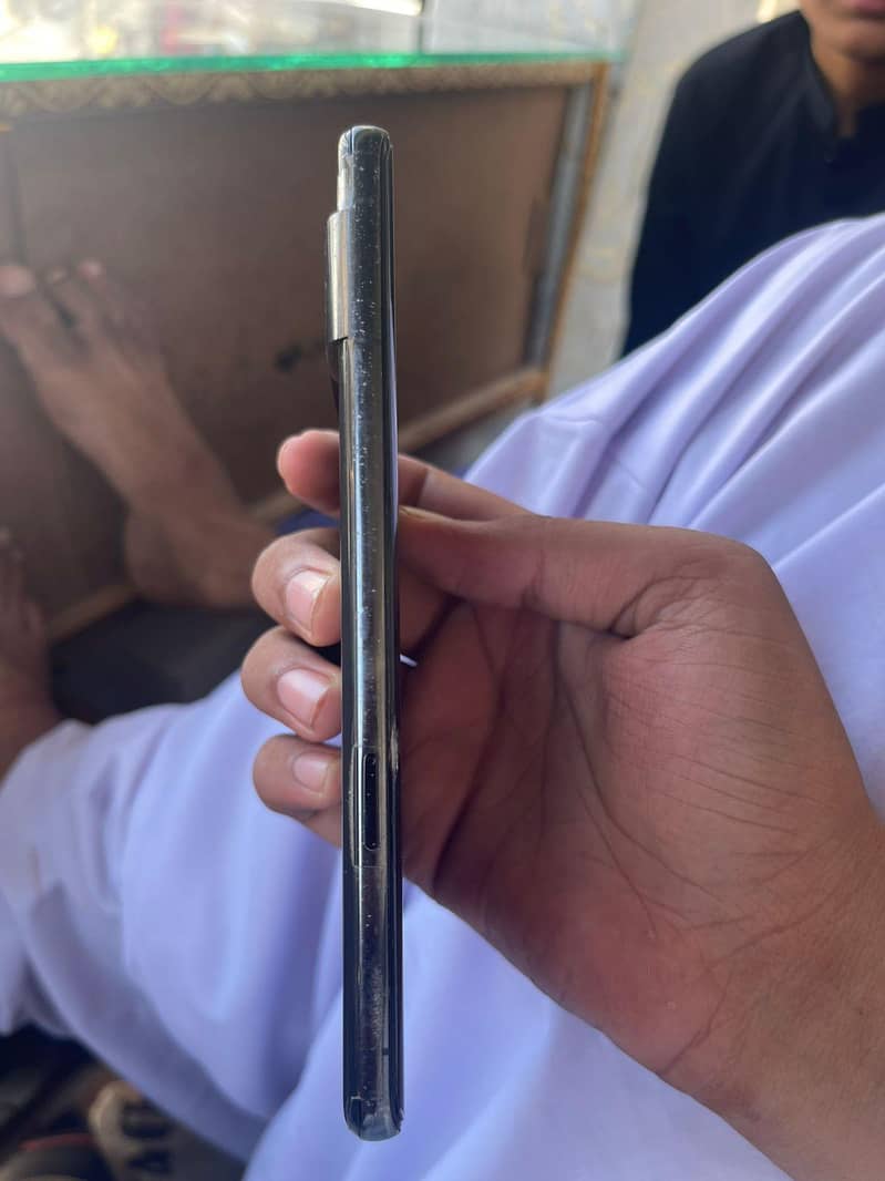 Google Pixel 7 Pro 4