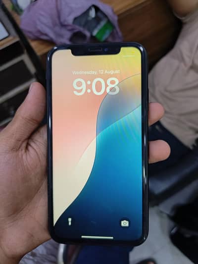 Apple iPhone XR
