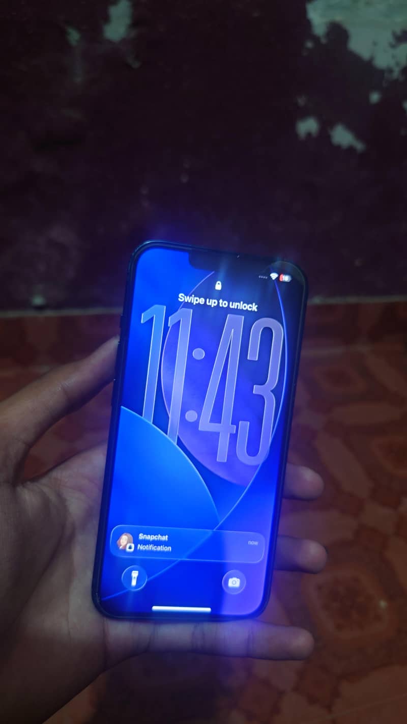 Apple iPhone 13 2
