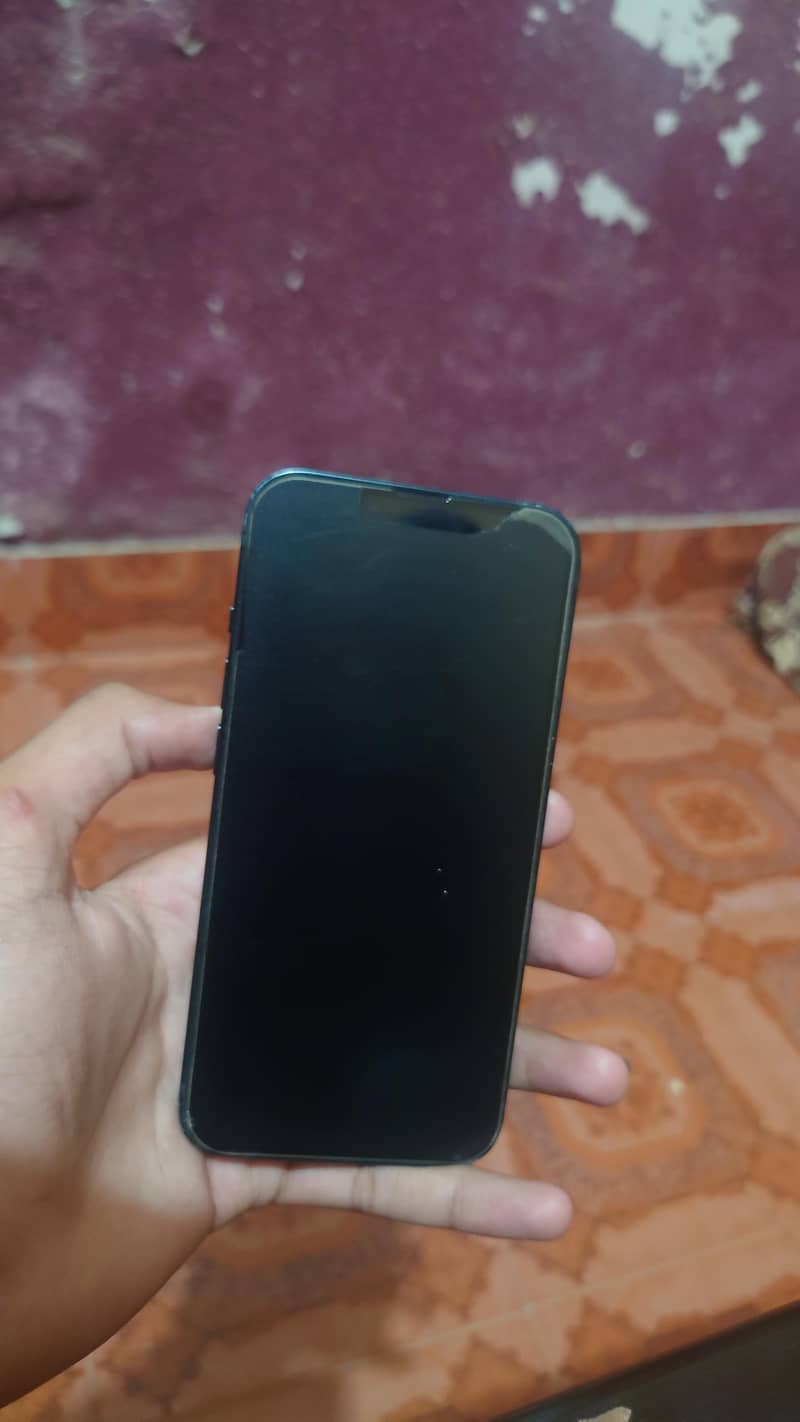 Apple iPhone 13 3