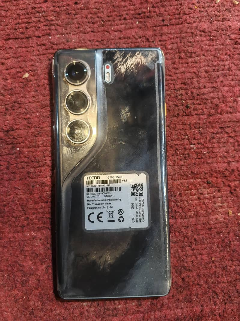Tecno CAMON 40 Pro 0