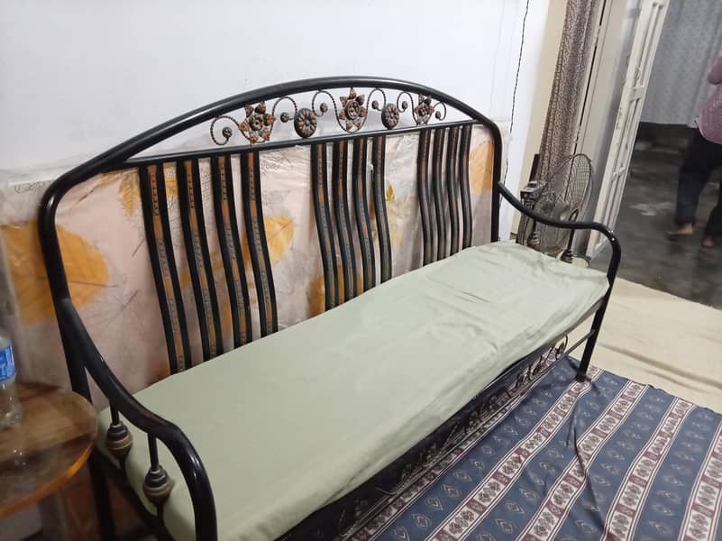Metal sofas 3
