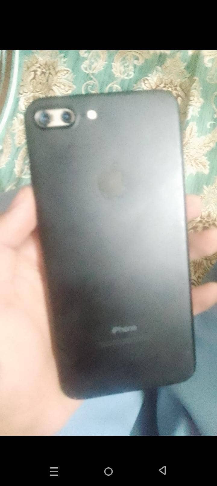 Apple iPhone 7 Plus 1