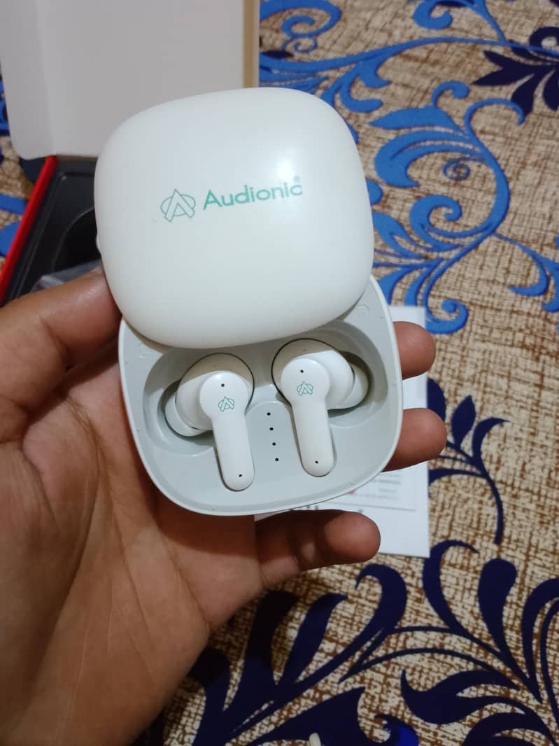 AUDIONIC 550 EARBUDS 0