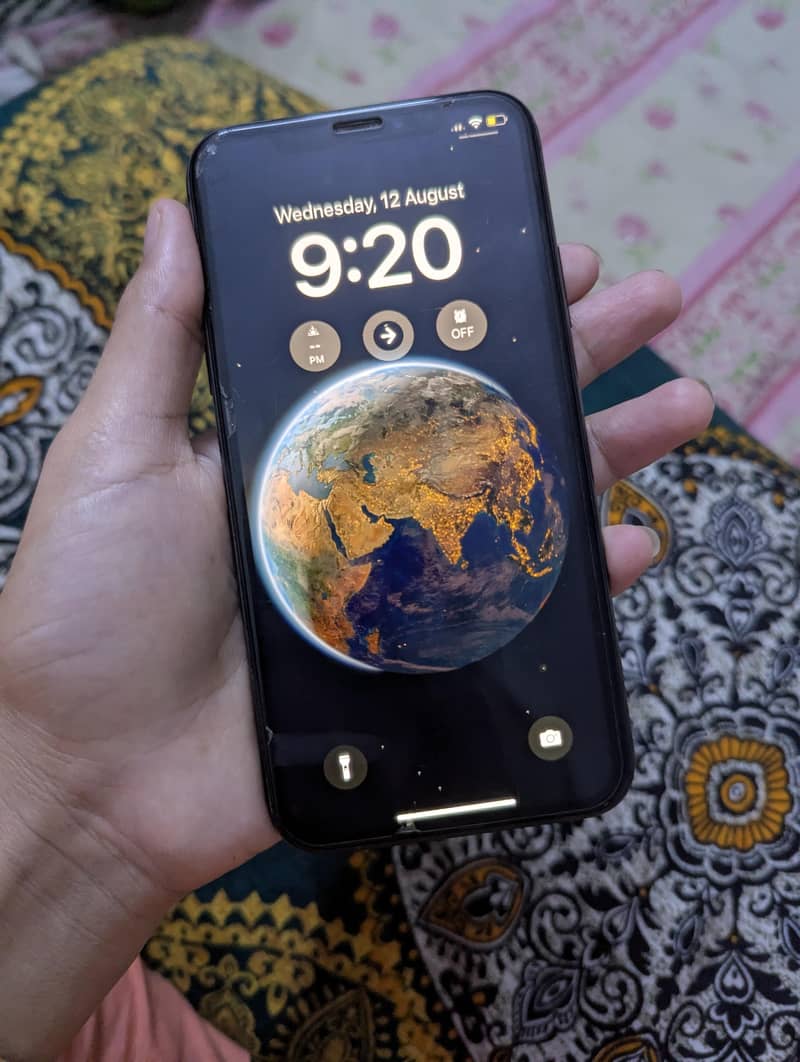 Apple iPhone XS 8