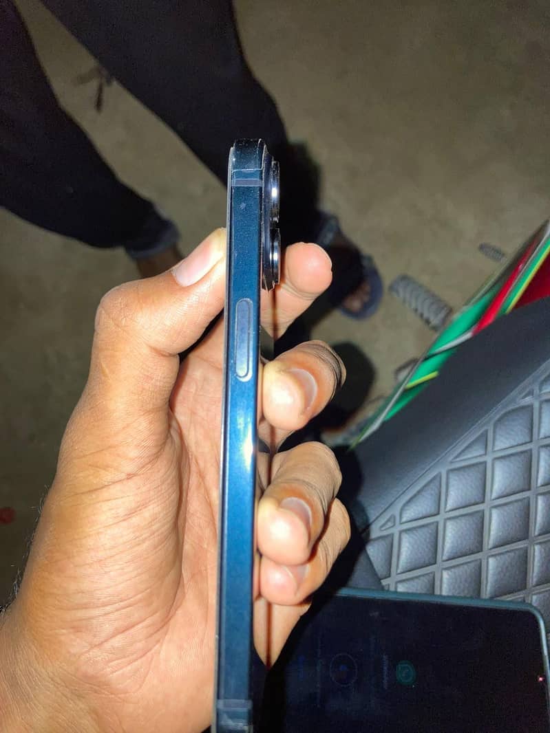 Apple iPhone 15 0
