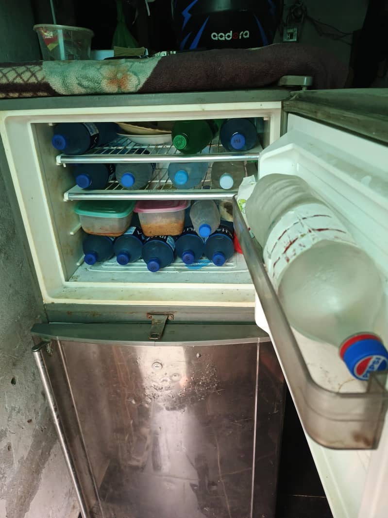 Dawlance fridge 1