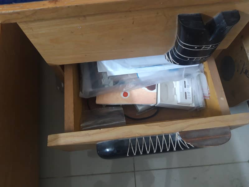 Single Bed Set with Storage and Side-Table 5