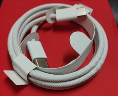 Apple iphone 15/16/17 promax genuine charging cable Whatsap03246205446