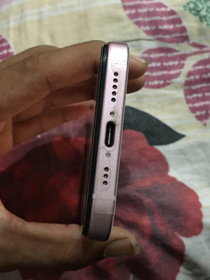 Apple iPhone 15 3