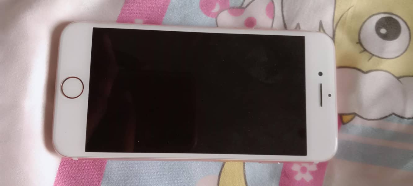 Apple iPhone 7 1
