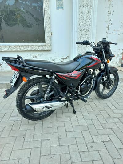 Suzuki GR150 2022 Lush