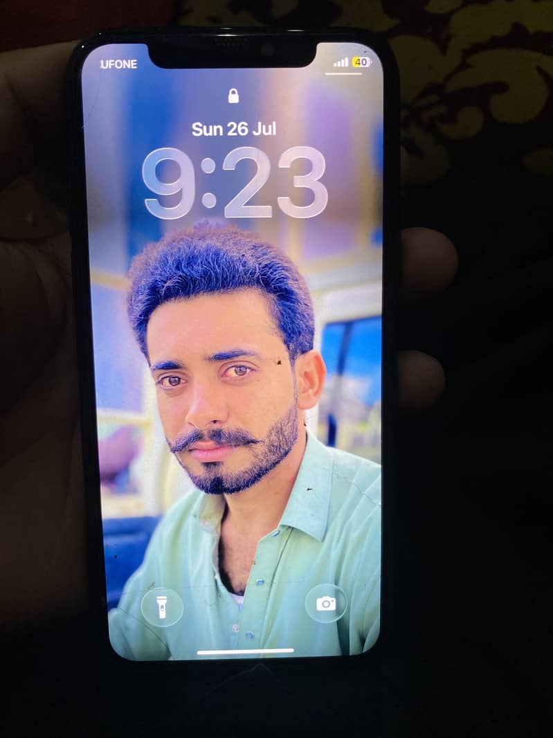 Apple iPhone 11 Pro 1