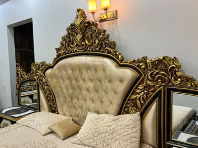 Luxury bed and dressing table
