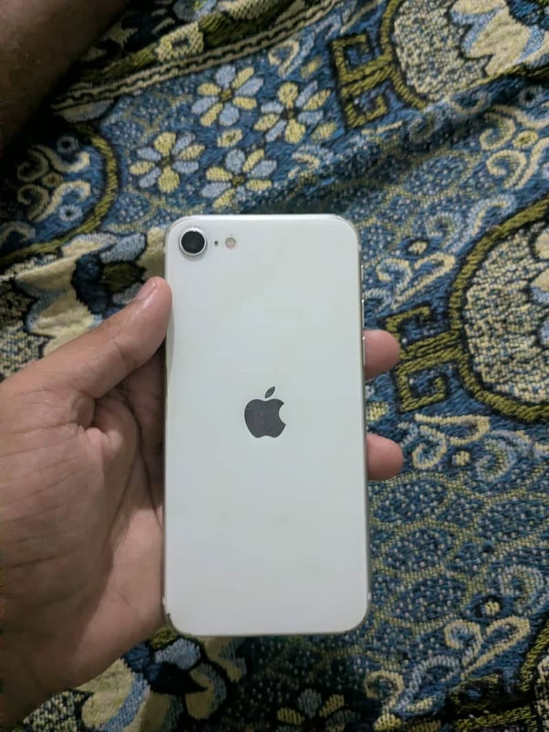Apple iPhone SE 2 2
