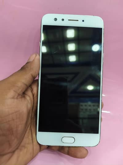OPPO F3