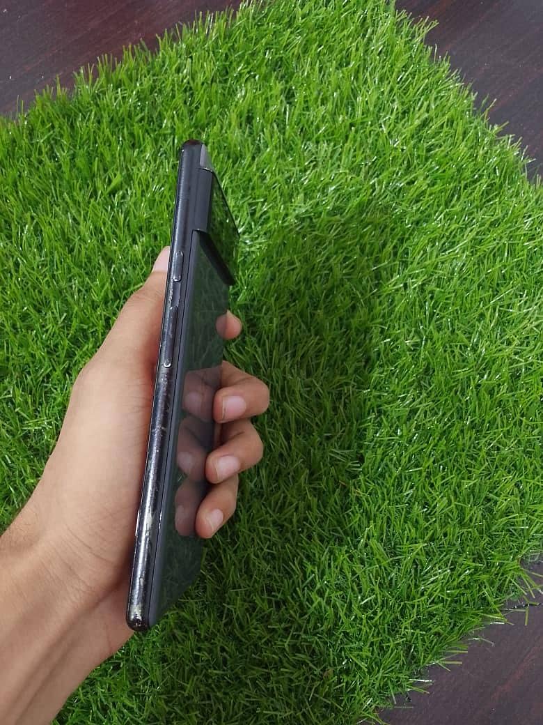 Google Pixel 6 4