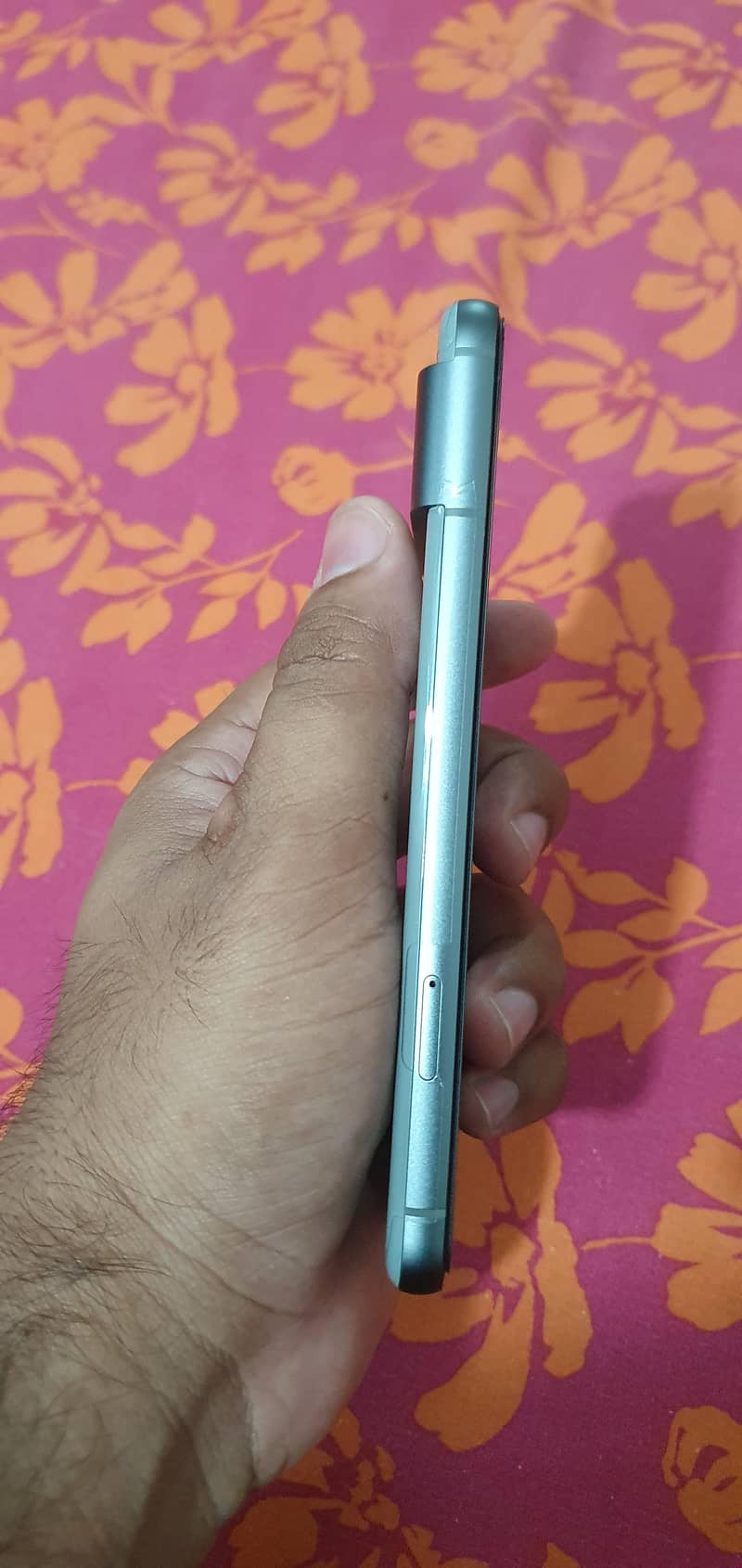 Google Pixel 8 5