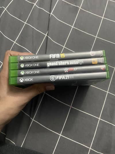 Xbox one and series x game disk