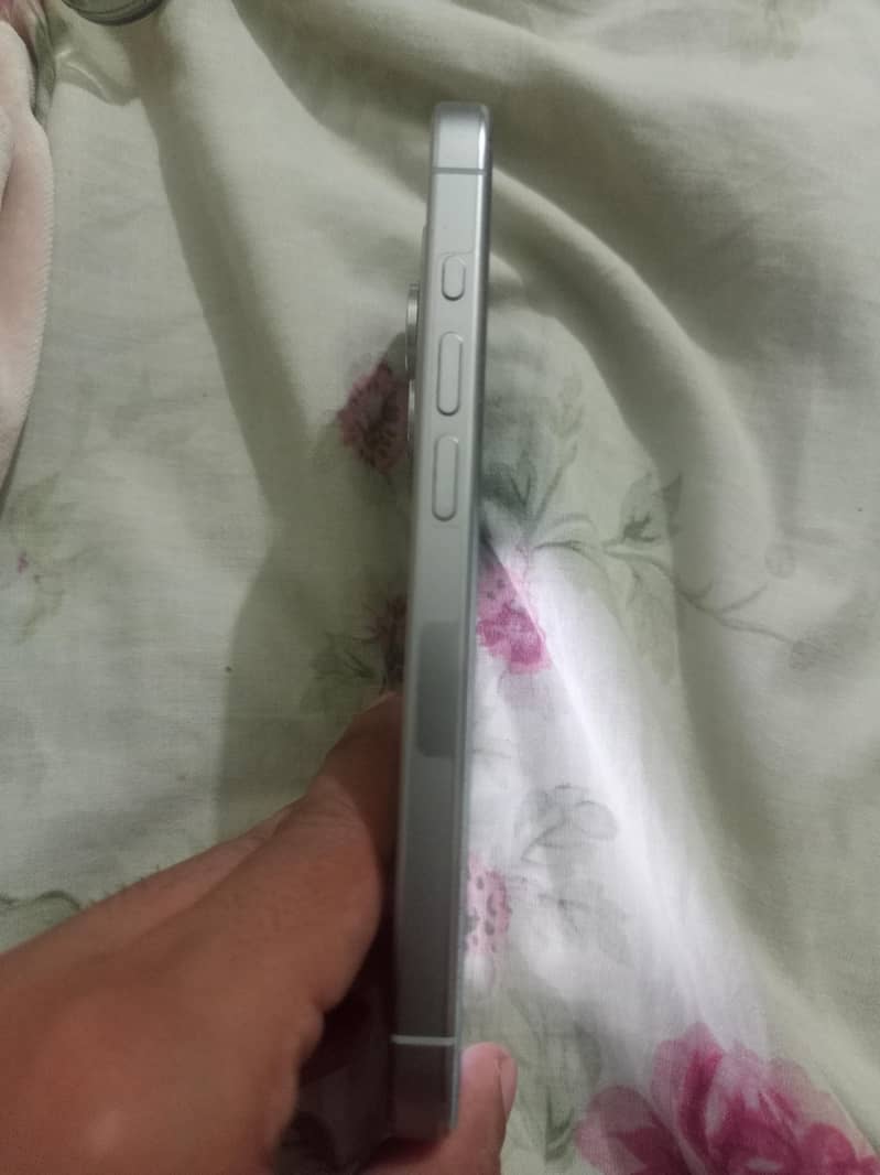 iphone 15 pro 1