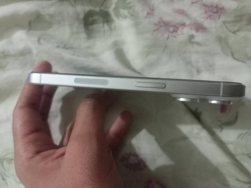 iphone 15 pro 5