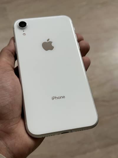 Apple iPhone XR