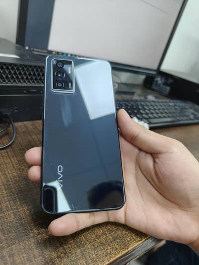 Vivo V23e 8 GB ram 128 memory