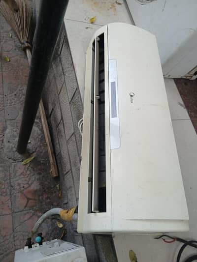 Midea 1 ton AC