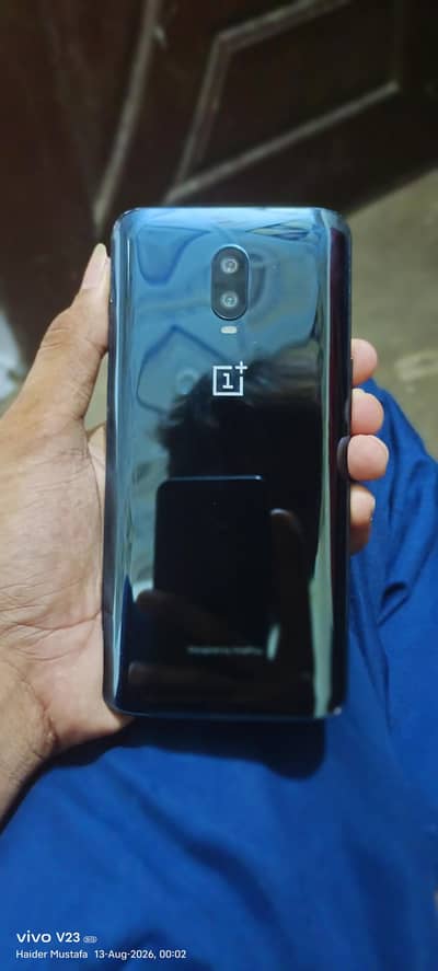 One Plus 6T , 8+256 GP WhatsApp number 03047122781