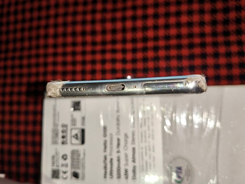Tecno CAMON 40 5